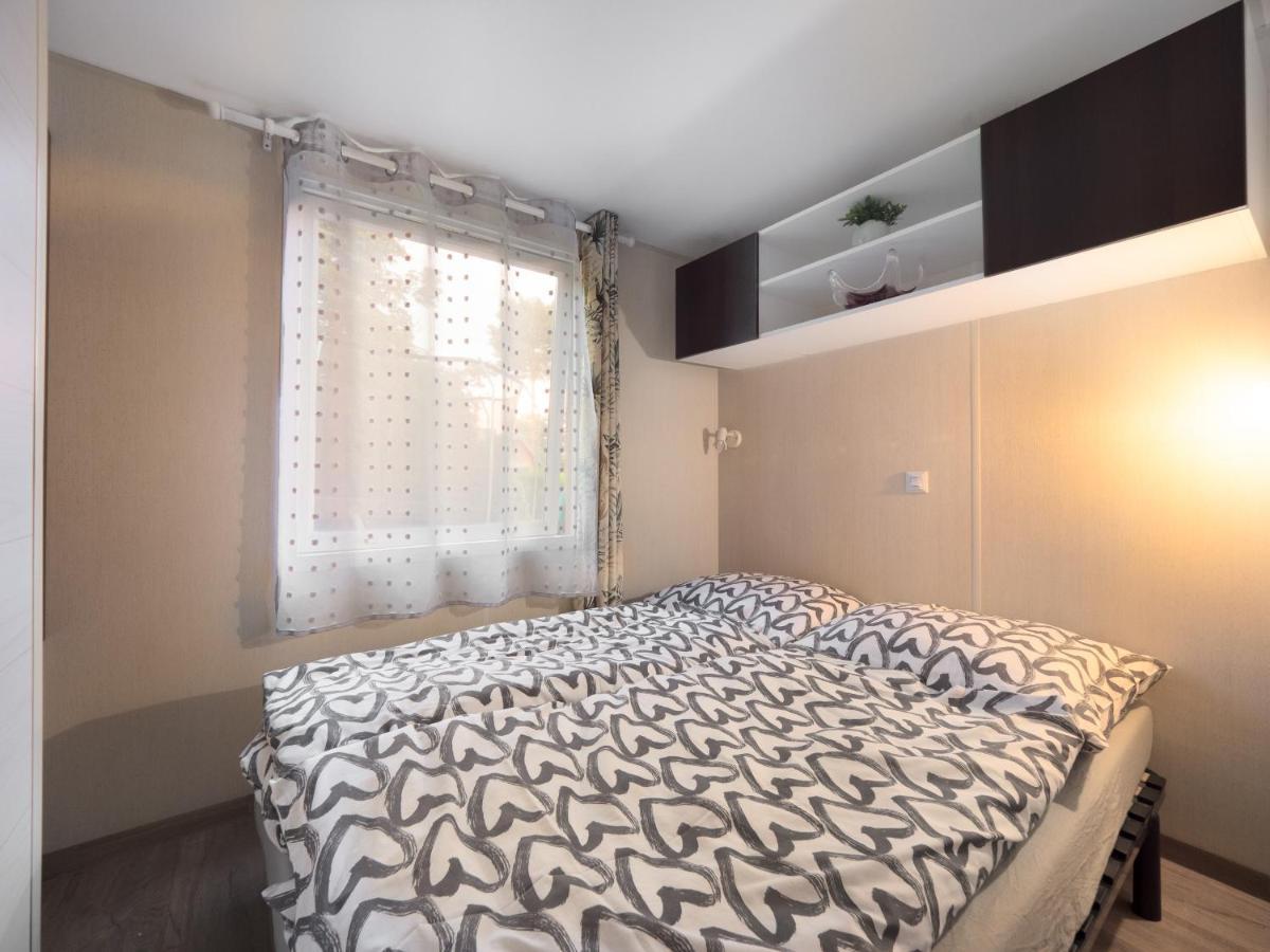 Laurahaus Villa Decin Bagian luar foto